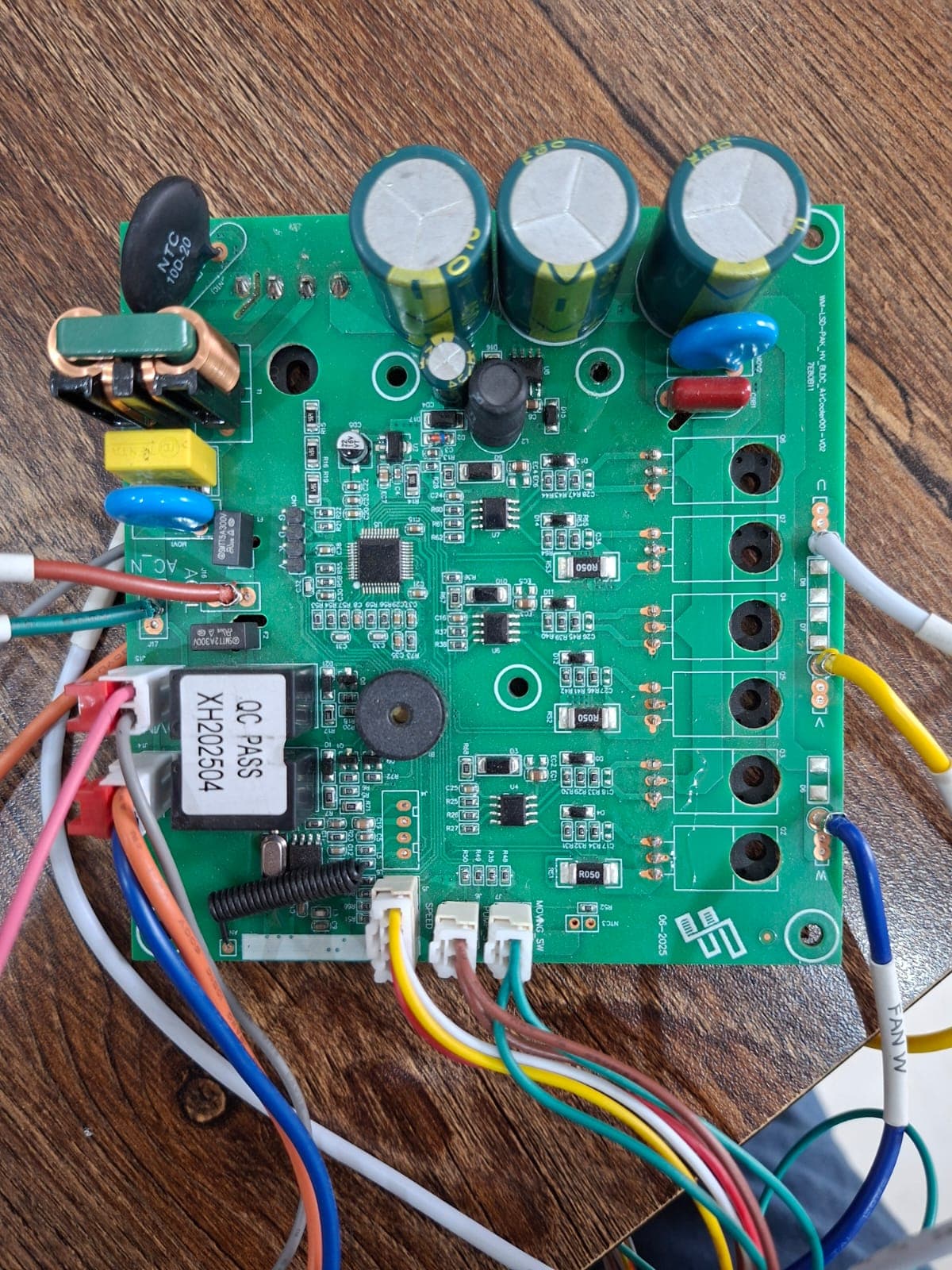 BLDC Motor Kit (High Efficiency) | 12V DC / 220V AC Compatible | Smart Controller | Max 100W